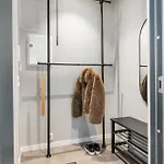 Centre 3 Bedroom, Modern & Bright Bergen