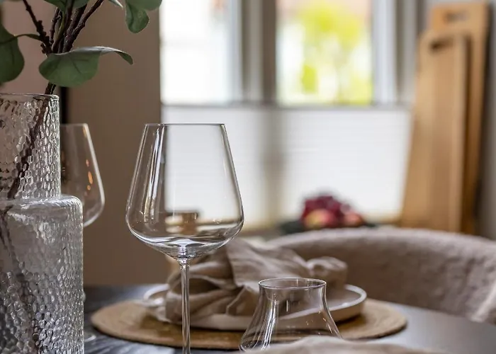 Centre 3 Bedroom, Modern & Bright Appartement Bergen